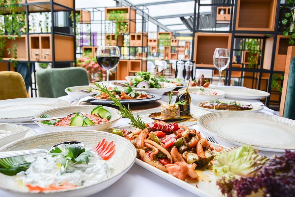 Mat og Drikke i Tel Aviv: En Smakfull Reise